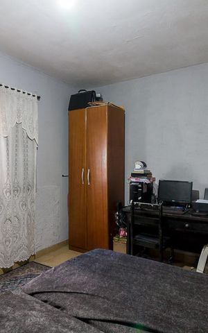 Casa à venda com 150m², 3 quartos e 7 vagasQuarto 1