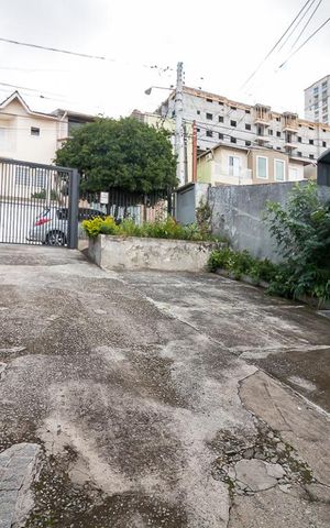 Casa à venda com 150m², 3 quartos e 7 vagasGaragem e quintal