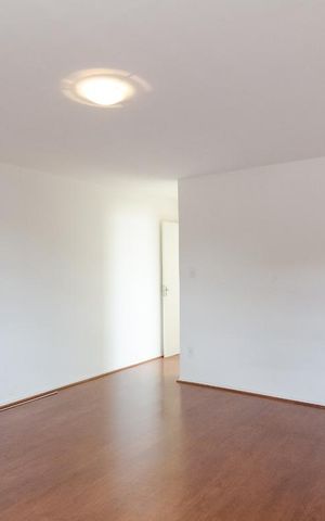 Casa à venda com 300m², 3 quartos e 2 vagasSuíte