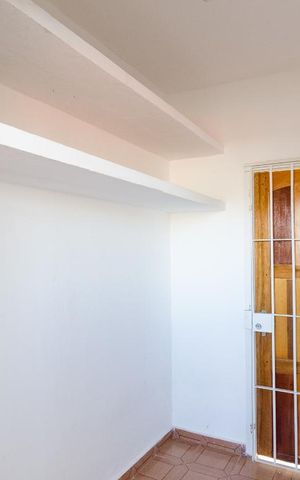 Casa à venda com 300m², 3 quartos e 2 vagasLavanderia