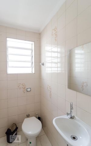 Casa à venda com 300m², 3 quartos e 2 vagasLavabo