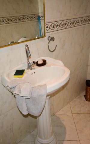 Casa à venda com 500m², 5 quartos e 4 vagas Casa à venda com 500m², 5 quartos e 4 vagasLavabo