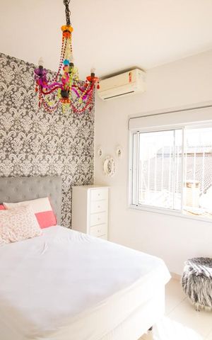 Casa à venda com 300m², 5 quartos e 3 vagas Casa à venda com 300m², 5 quartos e 3 vagasQuarto 2 - Suíte