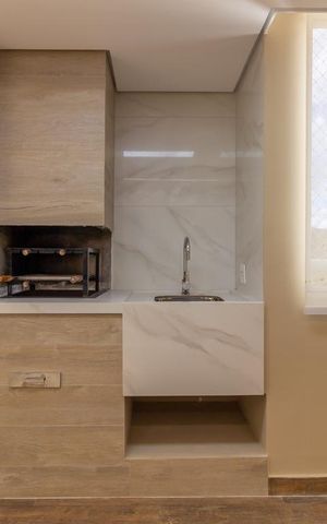 Apartamento para alugar com 220m², 3 quartos e 3 vagas Apartamento para alugar com 220m², 3 quartos e 3 vagasVaranda