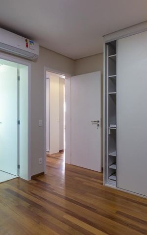 Apartamento para alugar com 220m², 3 quartos e 3 vagas Apartamento para alugar com 220m², 3 quartos e 3 vagasSuíte 2