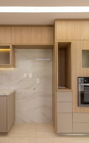 Apartamento para alugar com 220m², 3 quartos e 3 vagas Apartamento para alugar com 220m², 3 quartos e 3 vagasCozinha
