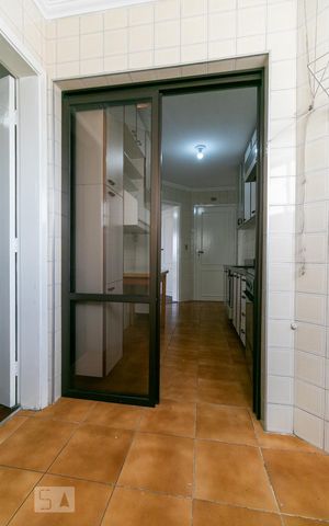 Apartamento para alugar com 77m², 3 quartos e 1 vagaÁrea de Serviço