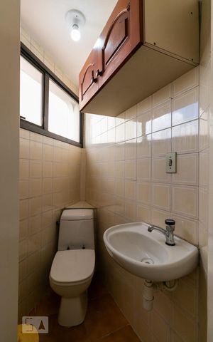 Apartamento para alugar com 77m², 3 quartos e 1 vagaÁrea de Serviço - Banheiro 3