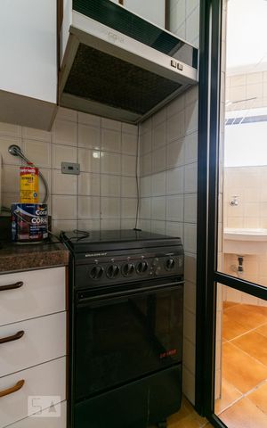 Apartamento para alugar com 77m², 3 quartos e 1 vagaCozinha - Fogão