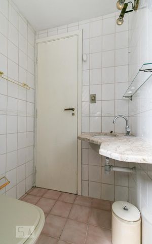 Apartamento para alugar com 77m², 3 quartos e 1 vagaBanheiro 2