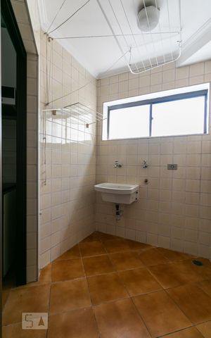 Apartamento para alugar com 77m², 3 quartos e 1 vagaÁrea de Serviço