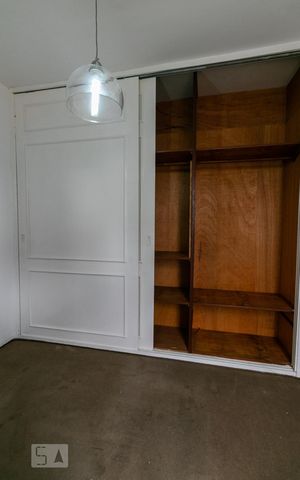 Apartamento para alugar com 77m², 3 quartos e 1 vagaQuarto 1 - Armário