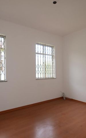 Casa para alugar com 90m², 2 quartos e 1 vagaQuarto 1