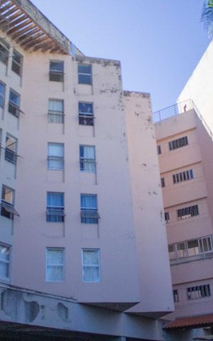 Apartamento para alugar com 81m², 2 quartos e 1 vagaFachada do bloco