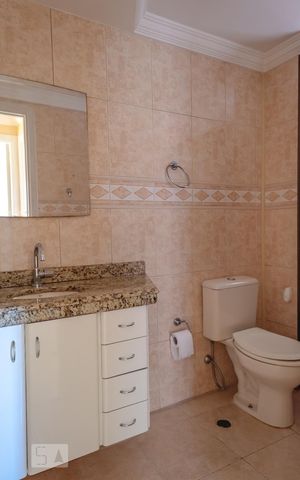 Apartamento à venda com 62m², 2 quartos e 1 vaga Apartamento à venda com 62m², 2 quartos e 1 vagaBanheiro