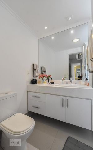 Apartamento para alugar com 110m², 3 quartos e 2 vagasBanheiro Suíte 01