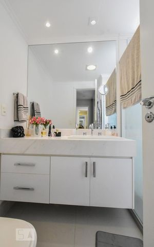 Apartamento para alugar com 110m², 3 quartos e 2 vagasBanheiro Suíte 01