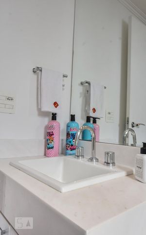 Apartamento para alugar com 110m², 3 quartos e 2 vagasBanheiro Suíte 02