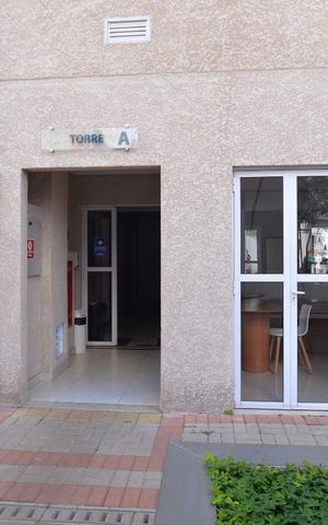 Apartamento à venda com 43m², 2 quartos e sem vaga Apartamento à venda com 43m², 2 quartos e sem vagaFachada do bloco