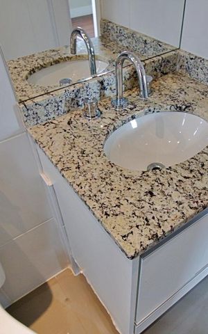 Apartamento à venda com 90m², 2 quartos e 2 vagas Apartamento à venda com 90m², 2 quartos e 2 vagasBanheiro