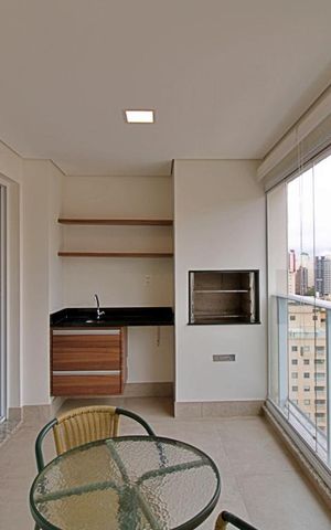 Apartamento à venda com 90m², 2 quartos e 2 vagas Apartamento à venda com 90m², 2 quartos e 2 vagasVaranda da Sala