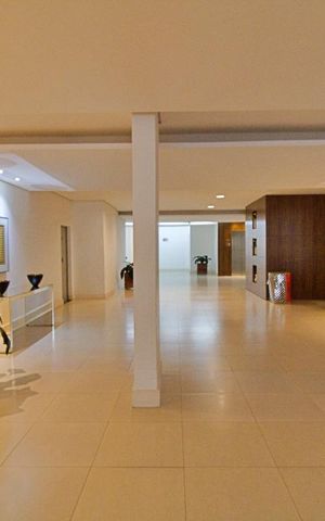 Apartamento à venda com 90m², 2 quartos e 2 vagas Apartamento à venda com 90m², 2 quartos e 2 vagasHall social