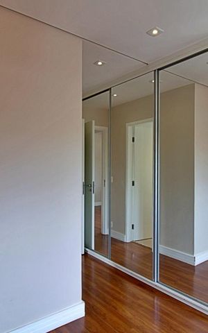 Apartamento à venda com 90m², 2 quartos e 2 vagas Apartamento à venda com 90m², 2 quartos e 2 vagasSuíte