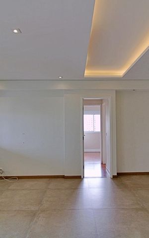 Apartamento à venda com 90m², 2 quartos e 2 vagas Apartamento à venda com 90m², 2 quartos e 2 vagasSala