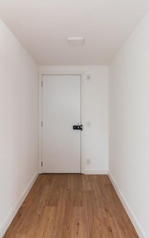 Studio para alugar com 35m², 1 quarto e sem vaga Studio para alugar com 35m², 1 quarto e sem vagaEntrada