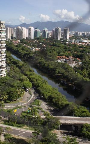 Apartamento para alugar com 160m², 2 quartos e 2 vagas Apartamento para alugar com 160m², 2 quartos e 2 vagasVista da Sala