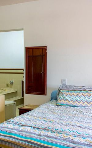Casa à venda com 268m², 5 quartos e 1 vaga Casa à venda com 268m², 5 quartos e 1 vagaQuarto 1 - Suíte