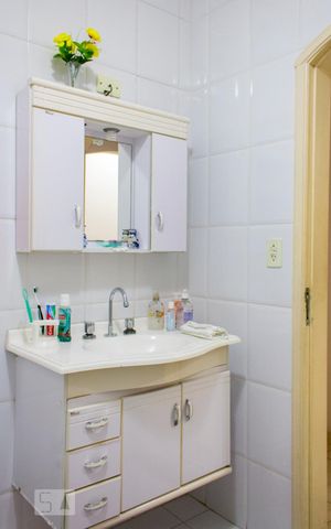 Casa à venda com 268m², 5 quartos e 1 vaga Casa à venda com 268m², 5 quartos e 1 vagaBanheiro Social 2