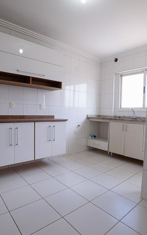 Apartamento à venda com 116m², 3 quartos e 2 vagas Apartamento à venda com 116m², 3 quartos e 2 vagasCozinha
