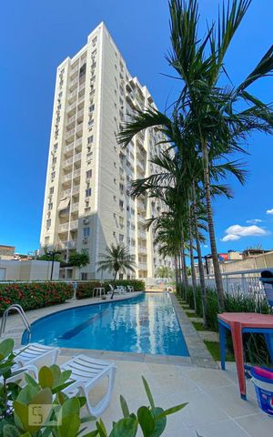 Apartamento para alugar com 58m², 2 quartos e 1 vaga Apartamento para alugar com 58m², 2 quartos e 1 vagaÁrea comum - Piscina