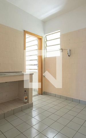 Apartamento à venda com 65m², 2 quartos e sem vaga Apartamento à venda com 65m², 2 quartos e sem vagaCozinha