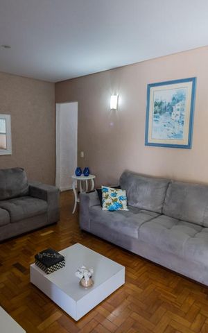 Casa à venda com 168m², 4 quartos e 2 vagas Casa à venda com 168m², 4 quartos e 2 vagasSala