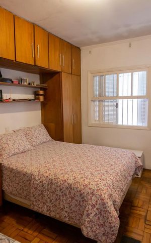 Casa à venda com 168m², 4 quartos e 2 vagas Casa à venda com 168m², 4 quartos e 2 vagasQuarto 2