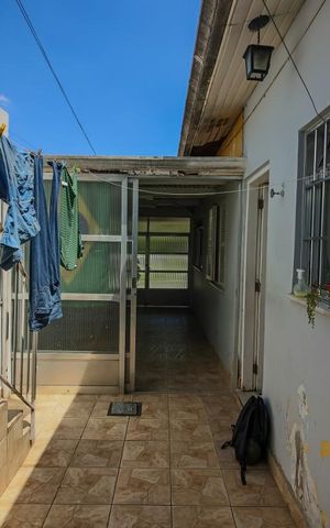 Casa à venda com 168m², 4 quartos e 2 vagas Casa à venda com 168m², 4 quartos e 2 vagasQuintal