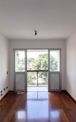 Apartamento à venda com 62m², 2 quartos e 1 vagaSala