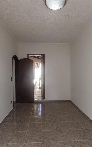 Casa à venda com 231m², 4 quartos e 1 vaga Casa à venda com 231m², 4 quartos e 1 vagaQuarto 2