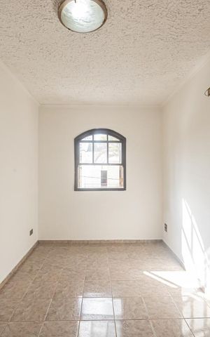 Casa à venda com 231m², 4 quartos e 1 vaga Casa à venda com 231m², 4 quartos e 1 vagaQuarto 2