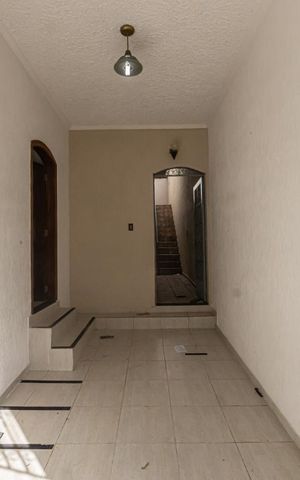 Casa à venda com 231m², 4 quartos e 1 vaga Casa à venda com 231m², 4 quartos e 1 vagaGaragem