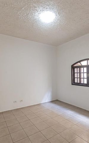 Casa à venda com 231m², 4 quartos e 1 vaga Casa à venda com 231m², 4 quartos e 1 vagaQuarto 3