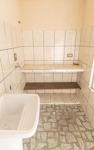 Casa à venda com 231m², 4 quartos e 1 vaga Casa à venda com 231m², 4 quartos e 1 vagaÁrea de Serviço