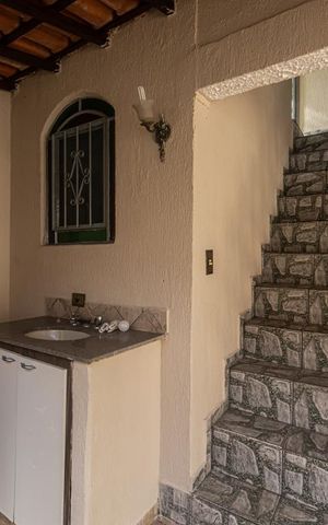 Casa à venda com 231m², 4 quartos e 1 vaga Casa à venda com 231m², 4 quartos e 1 vagaTerraço 1 Churrasqueira