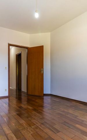 Casa à venda com 185m², 4 quartos e 1 vaga Casa à venda com 185m², 4 quartos e 1 vagaQuarto 4