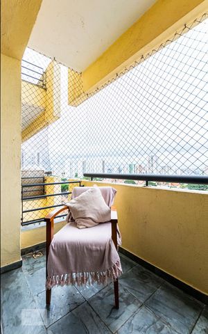 Apartamento à venda com 96m², 3 quartos e 2 vagasVaranda