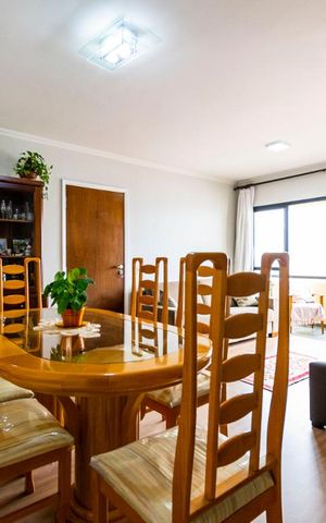 Apartamento à venda com 96m², 3 quartos e 2 vagasSala