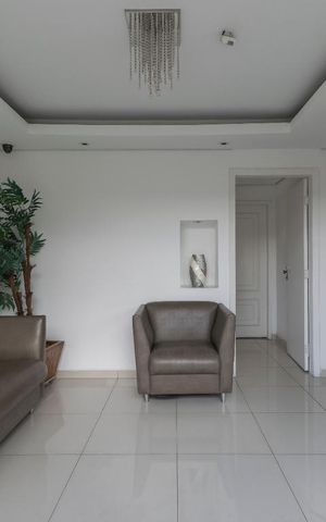 Apartamento à venda com 96m², 3 quartos e 2 vagas Apartamento à venda com 96m², 3 quartos e 2 vagasÁrea comum - Hall social