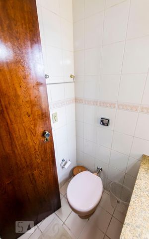 Apartamento à venda com 96m², 3 quartos e 2 vagasBanheiro social